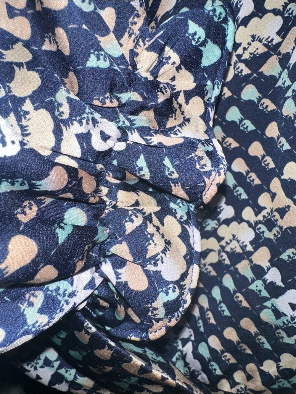 Heartloom Navy and Tan Geometric Wrap Blouse - Picture 6 of 7